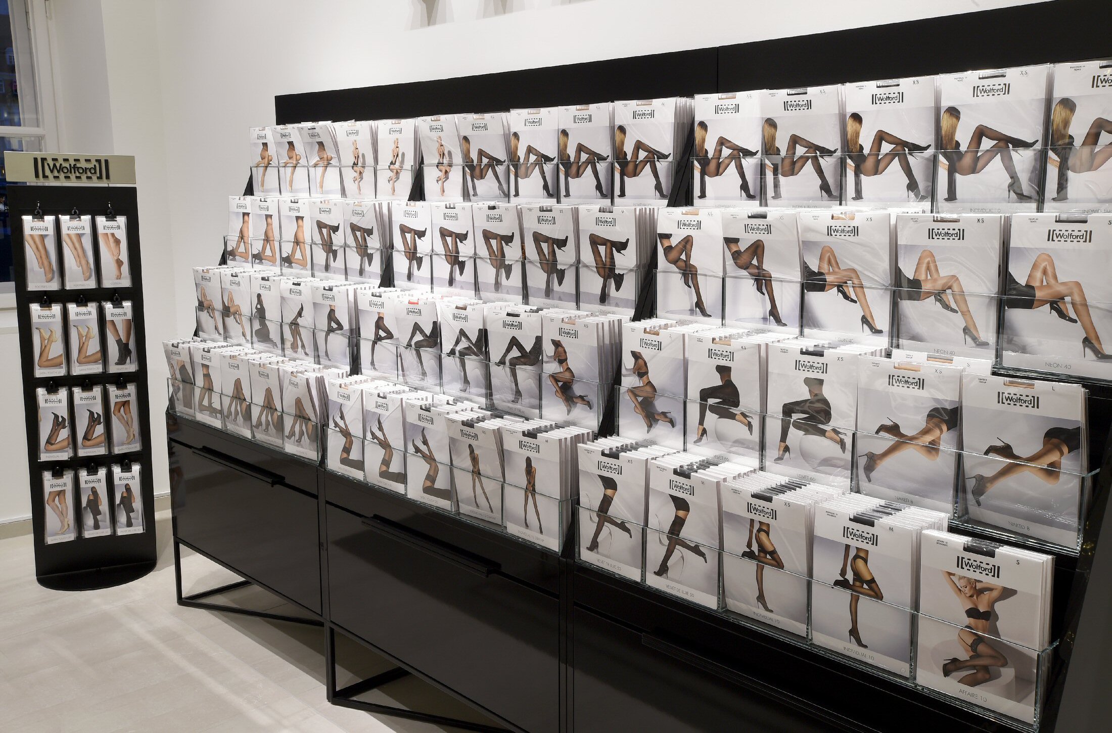 Wolford Flagship-08